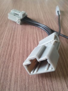Hỗ trợ giắc cắm cho việc lắp đặt khóa Gosu G5000 và Peky 101
